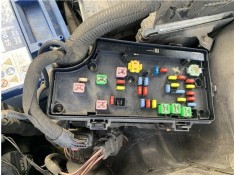 Recambio de caja fusibles/rele para jeep compass (mk) 2.0 sport referencia OEM IAM 68028007AD  