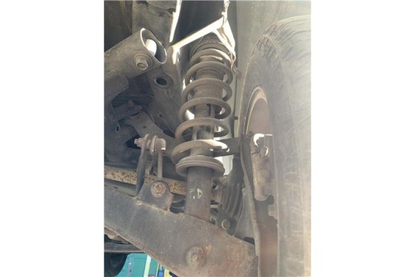 Recambio de amortiguador trasero derecho para jeep compass (mk) 2.0 sport referencia OEM IAM 05105179AG  