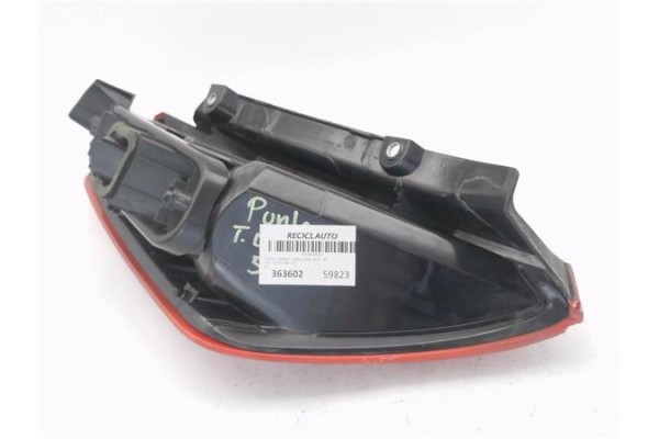 Recambio de piloto trasero derecho para fiat punto / grande punto (199) 1.4 referencia OEM IAM 51701590  