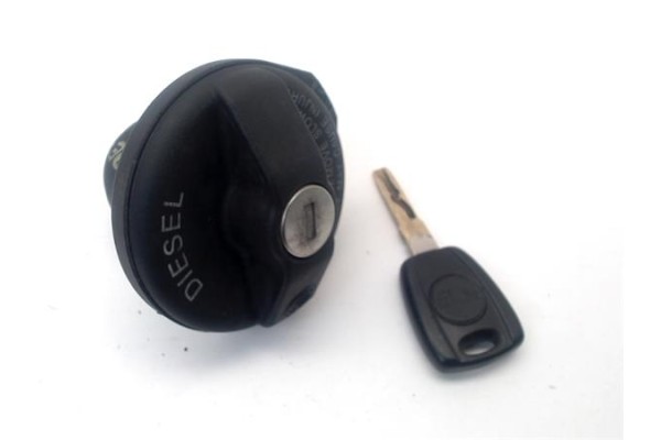 Recambio de tapon combustible para peugeot bipper 1.4 básico referencia OEM IAM   