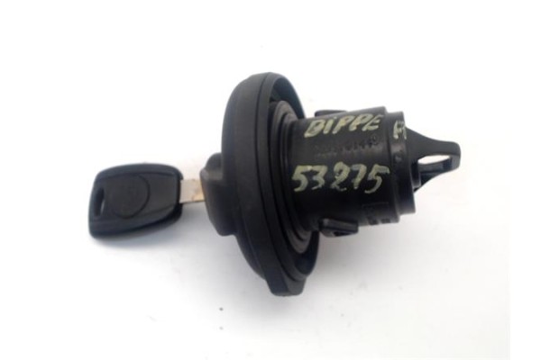 Recambio de tapon combustible para peugeot bipper 1.4 básico referencia OEM IAM   