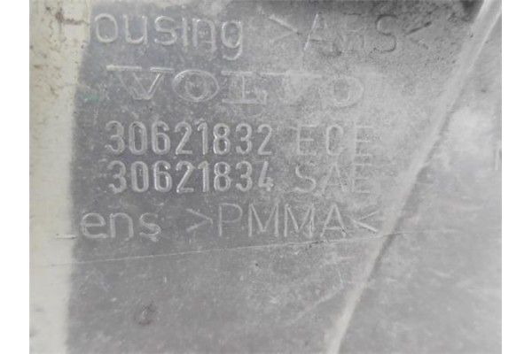 Recambio de intermitente delantero dcho para volvo s40 berlina 1.9 d referencia OEM IAM   