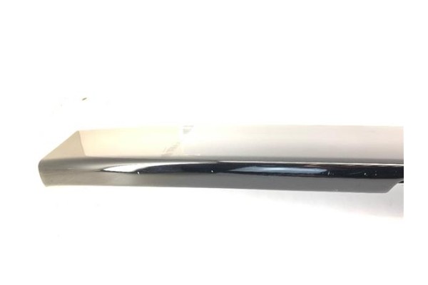 Recambio de aleron trasero para toyota prius (nhw20) híbrido basis referencia OEM IAM 7608547021  