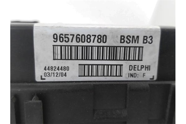 Recambio de caja fusibles/rele para peugeot 307 (3a/c) 1.6 hdi 110 referencia OEM IAM 9657608780 44824480 