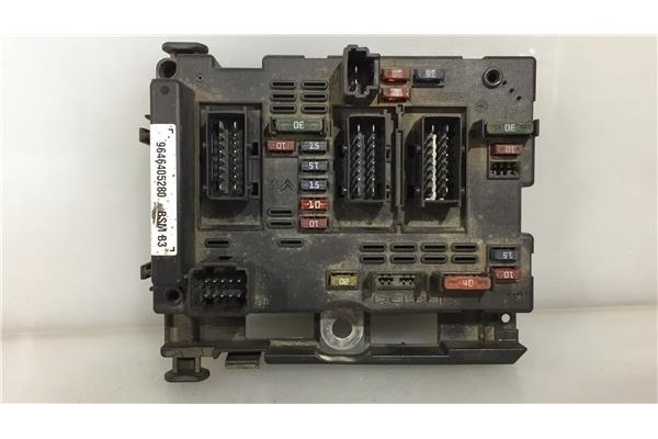 Recambio de caja fusibles/rele para peugeot 307 (3a/c) 2.0 hdi 110 referencia OEM IAM 9646405280 30459701 