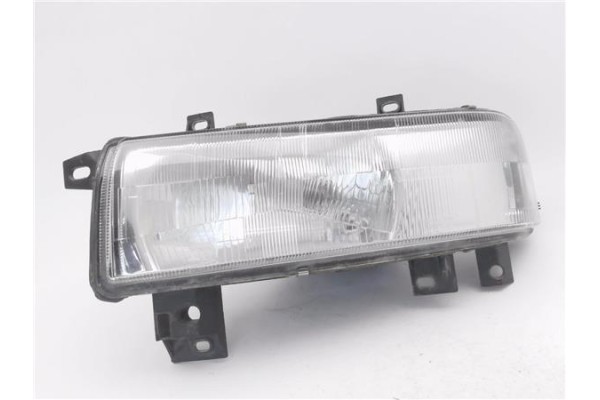 Recambio de faro delantero izquierdo para renault master ii furgón (fd) 2.2 dci 90 referencia OEM IAM 7700352103E 7701044518 