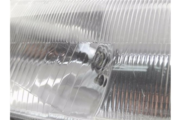 Recambio de faro delantero izquierdo para renault master ii furgón (fd) 2.2 dci 90 referencia OEM IAM 7700352103E 7701044518 