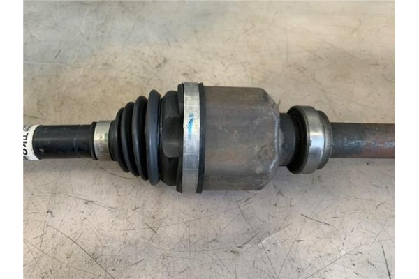 Recambio de palier delantero derecho para citroen c4 cactus 1.5 business class referencia OEM IAM 9677477180  