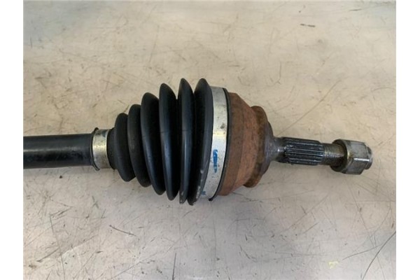 Recambio de palier delantero izquierdo para citroen c4 cactus 1.5 business class referencia OEM IAM 9801048580  