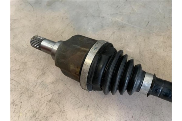 Recambio de palier delantero izquierdo para citroen c4 cactus 1.5 business class referencia OEM IAM 9801048580  