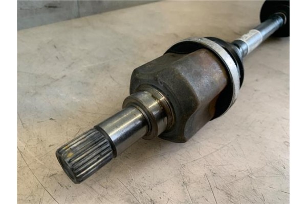 Recambio de palier delantero izquierdo para citroen c4 cactus 1.5 business class referencia OEM IAM 9801048580  