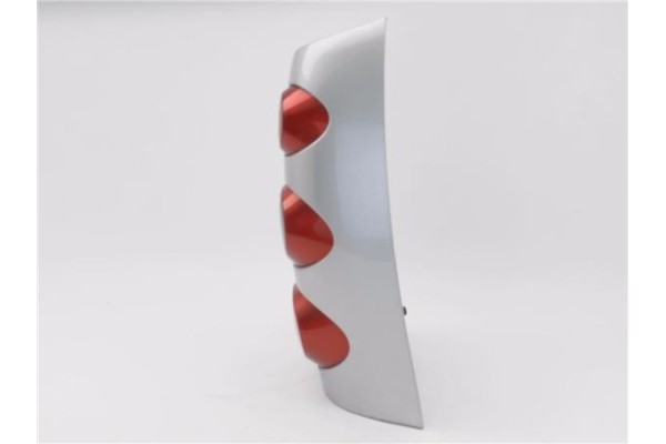 Recambio de piloto trasero derecho para smart crossblade 0.6 crossblade referencia OEM IAM 0011645 423142R 