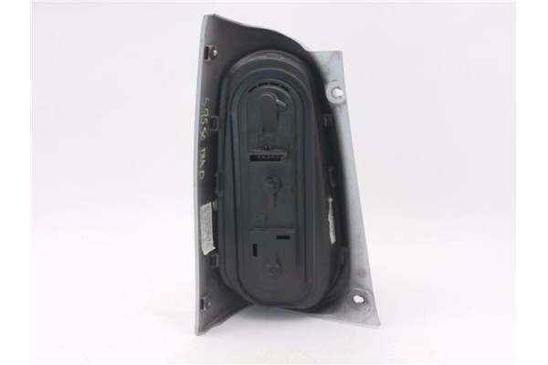 Recambio de piloto trasero derecho para smart crossblade 0.6 crossblade referencia OEM IAM 0011645 423142R 