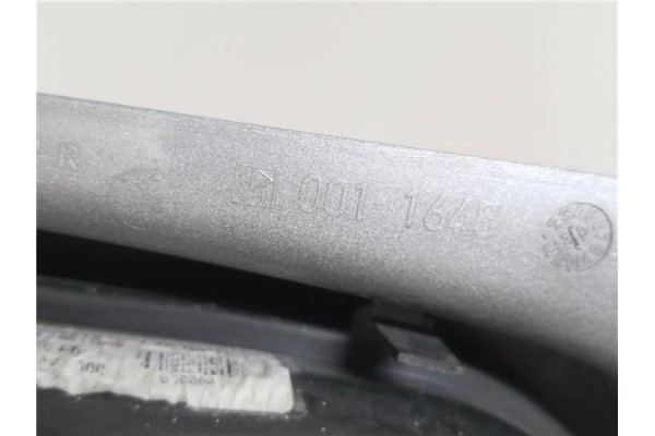 Recambio de piloto trasero derecho para smart crossblade 0.6 crossblade referencia OEM IAM 0011645 423142R 