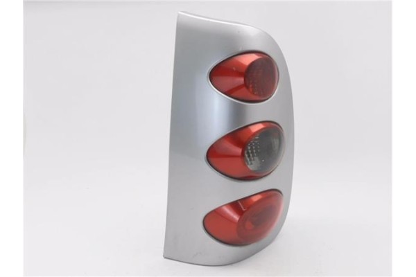 Recambio de piloto trasero izquierdo para smart crossblade 0.6 crossblade referencia OEM IAM 0011644 423141L 