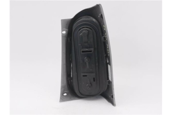 Recambio de piloto trasero izquierdo para smart crossblade 0.6 crossblade referencia OEM IAM 0011644 423141L 