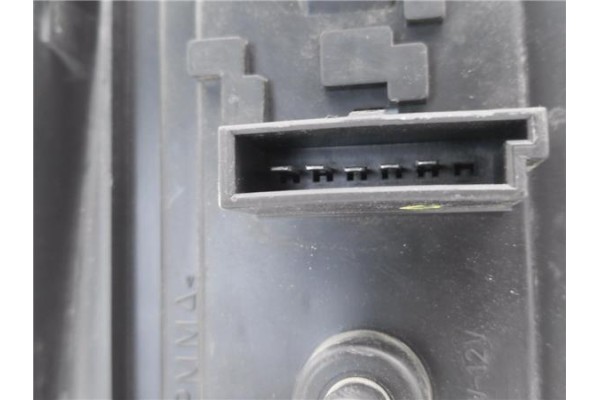 Recambio de piloto trasero izquierdo para smart crossblade 0.6 crossblade referencia OEM IAM 0011644 423141L 