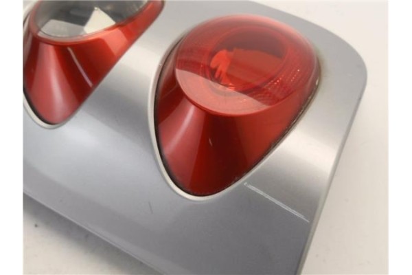 Recambio de piloto trasero izquierdo para smart crossblade 0.6 crossblade referencia OEM IAM 0011644 423141L 