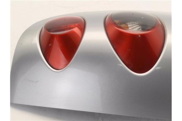 Recambio de piloto trasero izquierdo para smart crossblade 0.6 crossblade referencia OEM IAM 0011644 423141L 