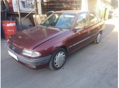 opel astra f berlina del año 1994