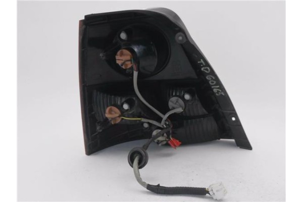 Recambio de piloto trasero derecho para kia sorento (bl) 2.5 crdi referencia OEM IAM 924023E010  
