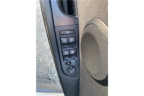 Recambio de mando elevalunas delantero izquierdo para bmw serie 3 berlina (e90) 3.0 330d referencia OEM IAM 61319217332  