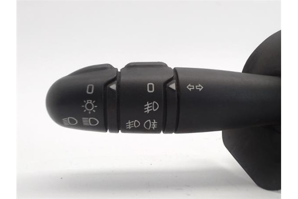 Recambio de mando intermitencia para renault clio ii fase i (b/cb0) referencia OEM IAM   