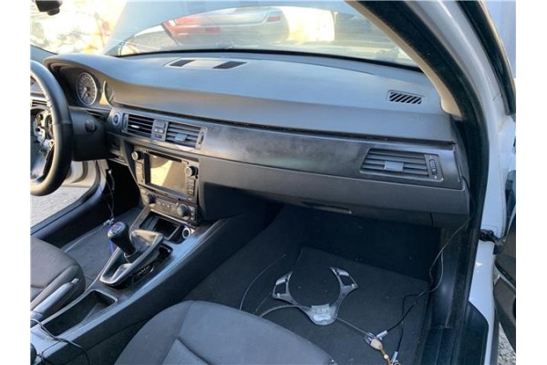 Recambio de salpicadero para bmw serie 3 berlina (e90) 3.0 330d referencia OEM IAM 51457155770  