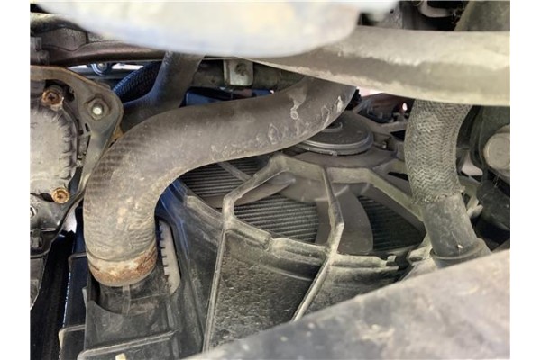 Recambio de electroventilador para toyota prius (zvw30) 1.8 hybrid referencia OEM IAM 1636337010  