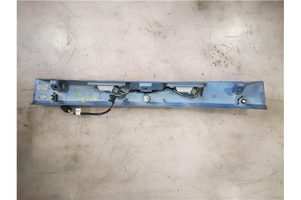 Recambio de moldura porton trasero para daewoo kalos 1.4 sport referencia OEM IAM 96414128  