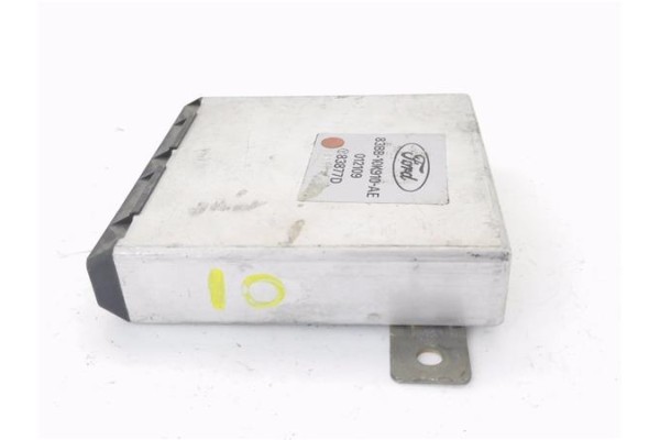 Recambio de centralita para ford sierra berlina 2.0 cl referencia OEM IAM 83BB10K910AE 83877D 