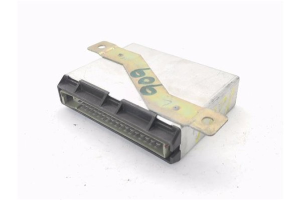 Recambio de centralita para ford sierra berlina referencia OEM IAM 83BG10C909AA 83885A 