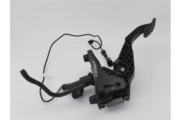 Recambio de pedal embrague para renault clio v 1.0 business referencia OEM IAM   
