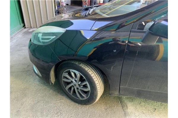 Recambio de aleta delantero izquierda para renault grand scénic iii (jz0/1_) 1.5 dci referencia OEM IAM 631017581R  