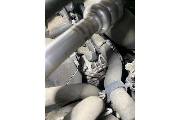 Recambio de alternador para renault grand scénic iii (jz0/1_) 1.5 dci referencia OEM IAM 231000026R  