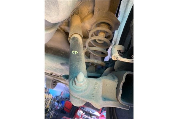 Recambio de amortiguador trasero derecho para renault grand scénic iii (jz0/1_) 1.5 dci referencia OEM IAM 562100028R E3117201 