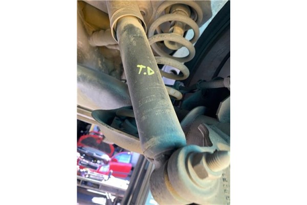 Recambio de amortiguador trasero derecho para renault grand scénic iii (jz0/1_) 1.5 dci referencia OEM IAM 562100028R E3117201 