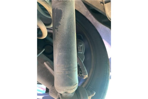 Recambio de amortiguador trasero derecho para renault grand scénic iii (jz0/1_) 1.5 dci referencia OEM IAM 562100028R E3117201 