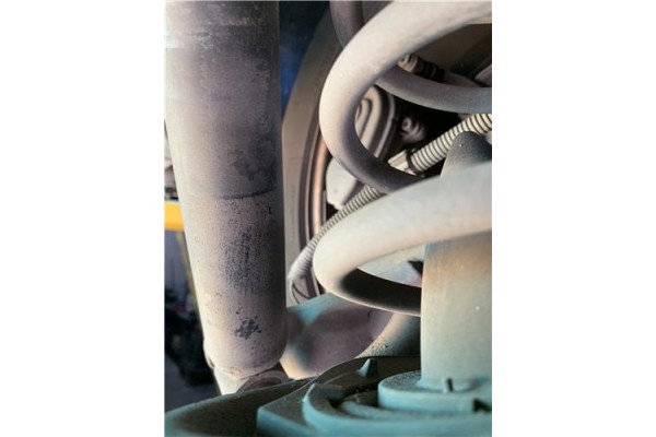 Recambio de amortiguador trasero izquierdo para renault grand scénic iii (jz0/1_) 1.5 dci referencia OEM IAM 562100028R E3117201