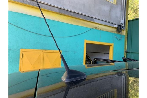 Recambio de antena electrica para renault grand scénic iii (jz0/1_) 1.5 dci referencia OEM IAM 8200500322 282160003R 