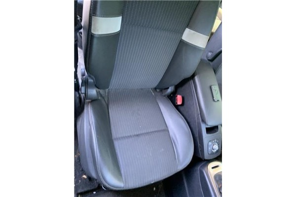 Recambio de asiento delantero derecho para renault grand scénic iii (jz0/1_) 1.5 dci referencia OEM IAM 876110876R  