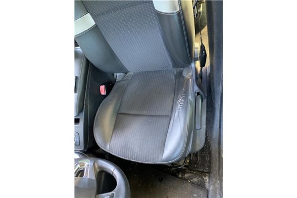 Recambio de asiento delantero izquierdo para renault grand scénic iii (jz0/1_) 1.5 dci referencia OEM IAM 876615590R  