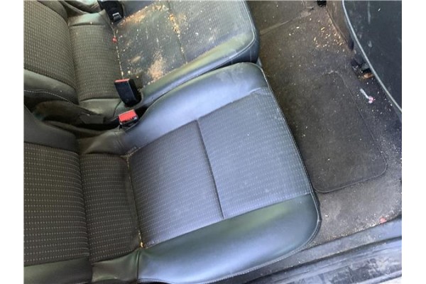 Recambio de asientos trasero derecho para renault grand scénic iii (jz0/1_) 1.5 dci referencia OEM IAM 893074617R  