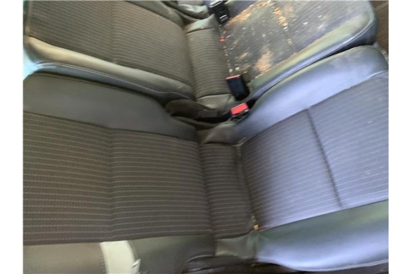 Recambio de asientos trasero derecho para renault grand scénic iii (jz0/1_) 1.5 dci referencia OEM IAM 893074617R  