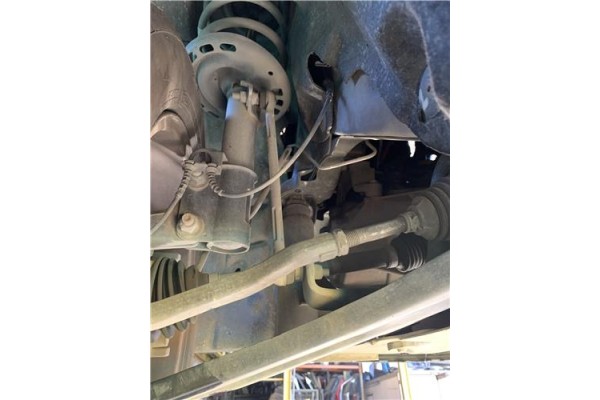 Recambio de barra estabilizadora delantero para renault grand scénic iii (jz0/1_) 1.5 dci referencia OEM IAM 546110013R  