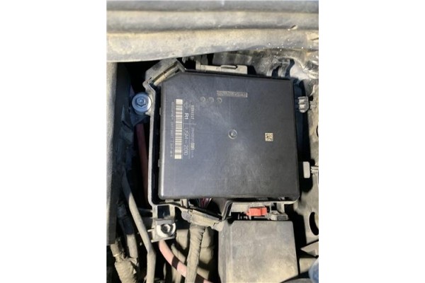 Recambio de caja fusibles/rele para renault grand scénic iii (jz0/1_) 1.5 dci referencia OEM IAM 284B62069RA 522222F05 