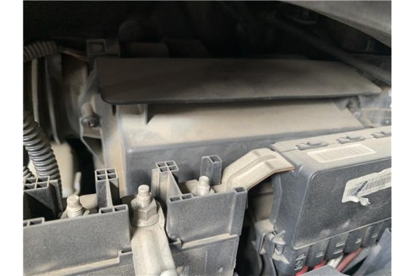 Recambio de carcasa filtro aire para renault grand scénic iii (jz0/1_) 1.5 dci referencia OEM IAM 8200947663  