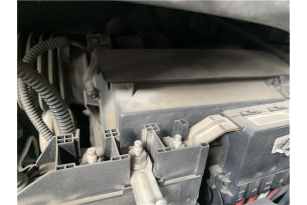 Recambio de carcasa filtro aire para renault grand scénic iii (jz0/1_) 1.5 dci referencia OEM IAM 8200947663  