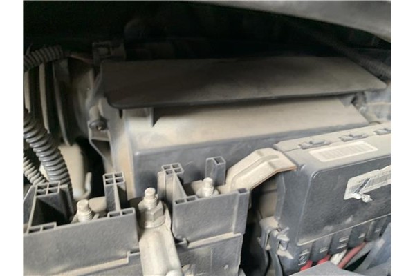 Recambio de carcasa filtro aire para renault grand scénic iii (jz0/1_) 1.5 dci referencia OEM IAM 8200947663  