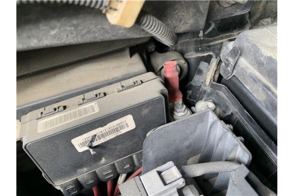 Recambio de carcasa filtro aire para renault grand scénic iii (jz0/1_) 1.5 dci referencia OEM IAM 8200947663  